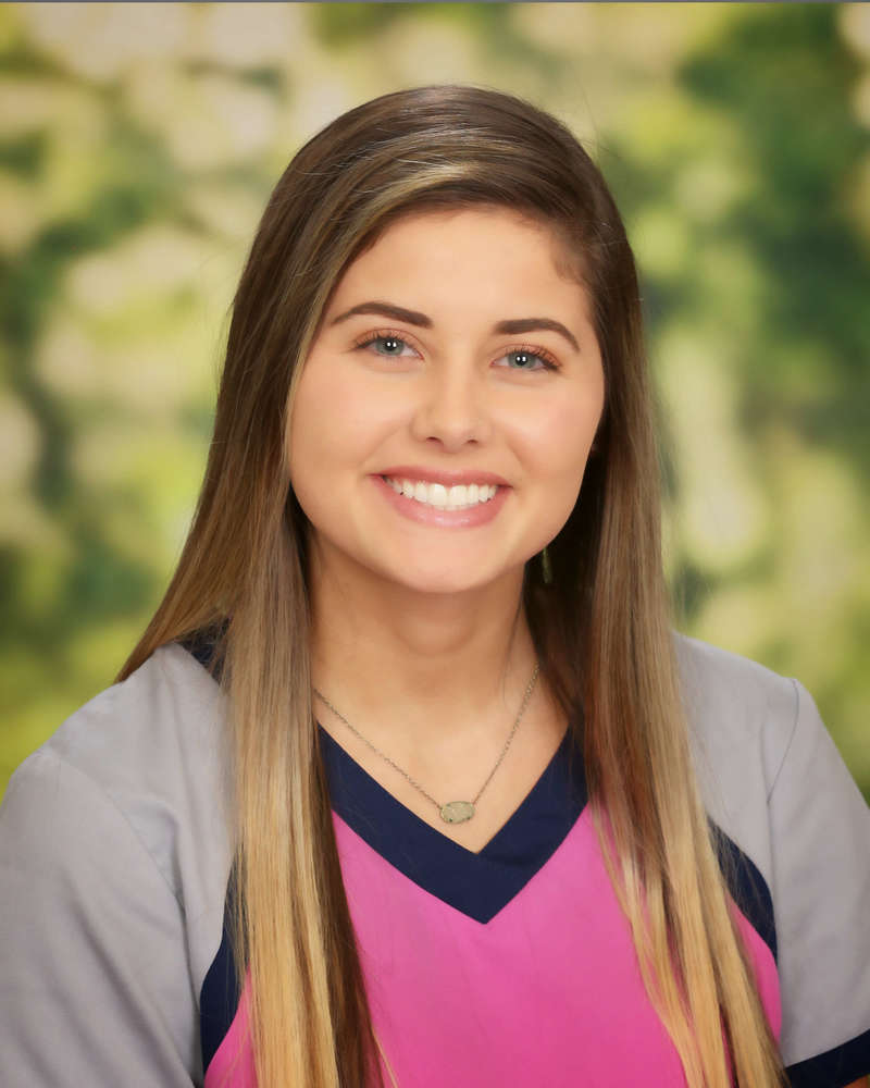 Orthodontist-Orthodontic Assistant-Female-Amberly-at-Shehee-&-Callahan-Family-Orthodontics-in-Pensacola-Navarre-Milton-Pace-Florida