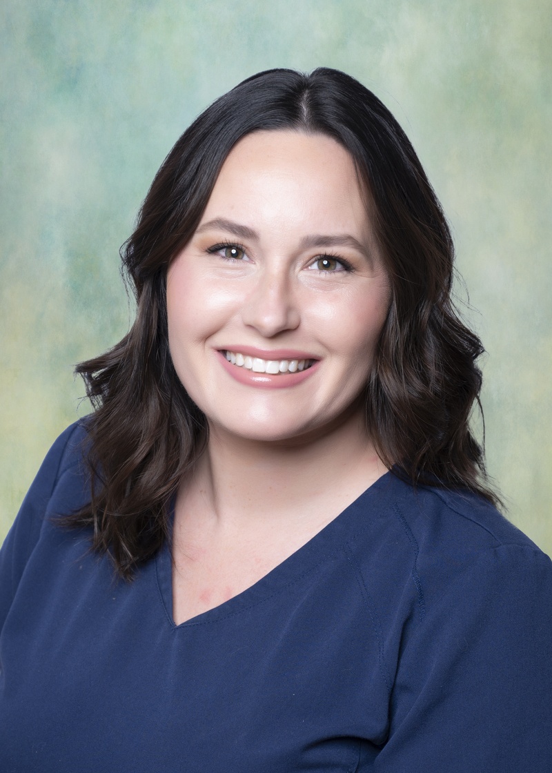 Orthodontist-Receptionist-Female-Kristen-at-Shehee-&-Callahan-Family-Orthodontics-in-Pensacola-Navarre-Milton-Pace-Florida
